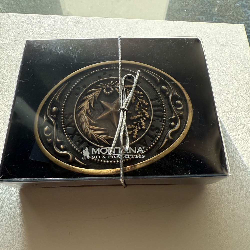 Montana Silversmiths Gold and Silver Texas Belt Buckle